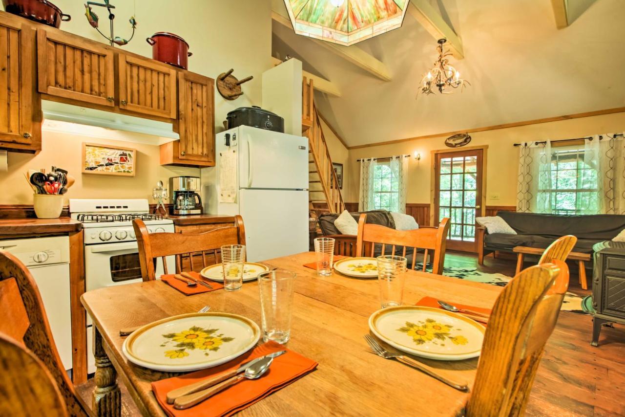Clearwater Cabin On 10 Acres With Trout Stream! Monterey المظهر الخارجي الصورة