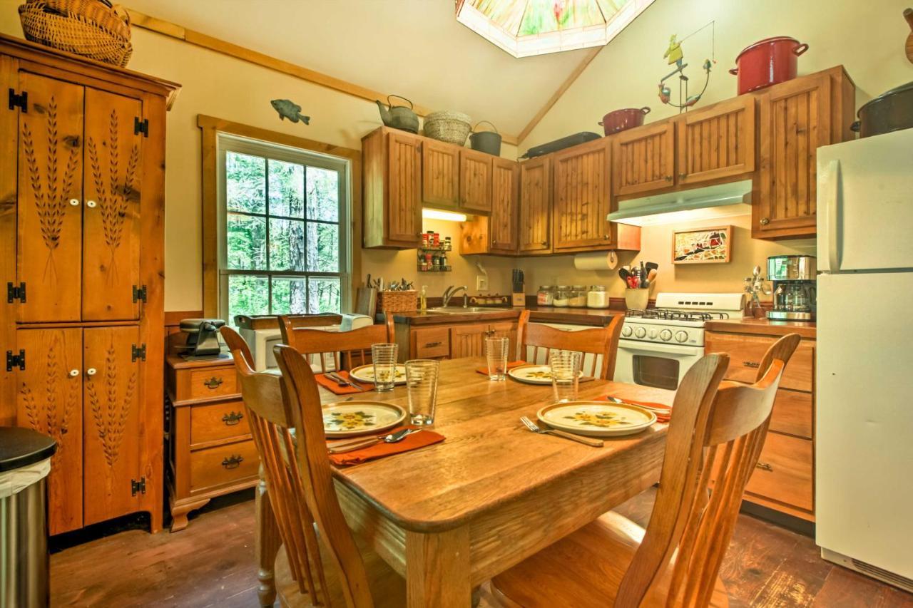 Clearwater Cabin On 10 Acres With Trout Stream! Monterey المظهر الخارجي الصورة