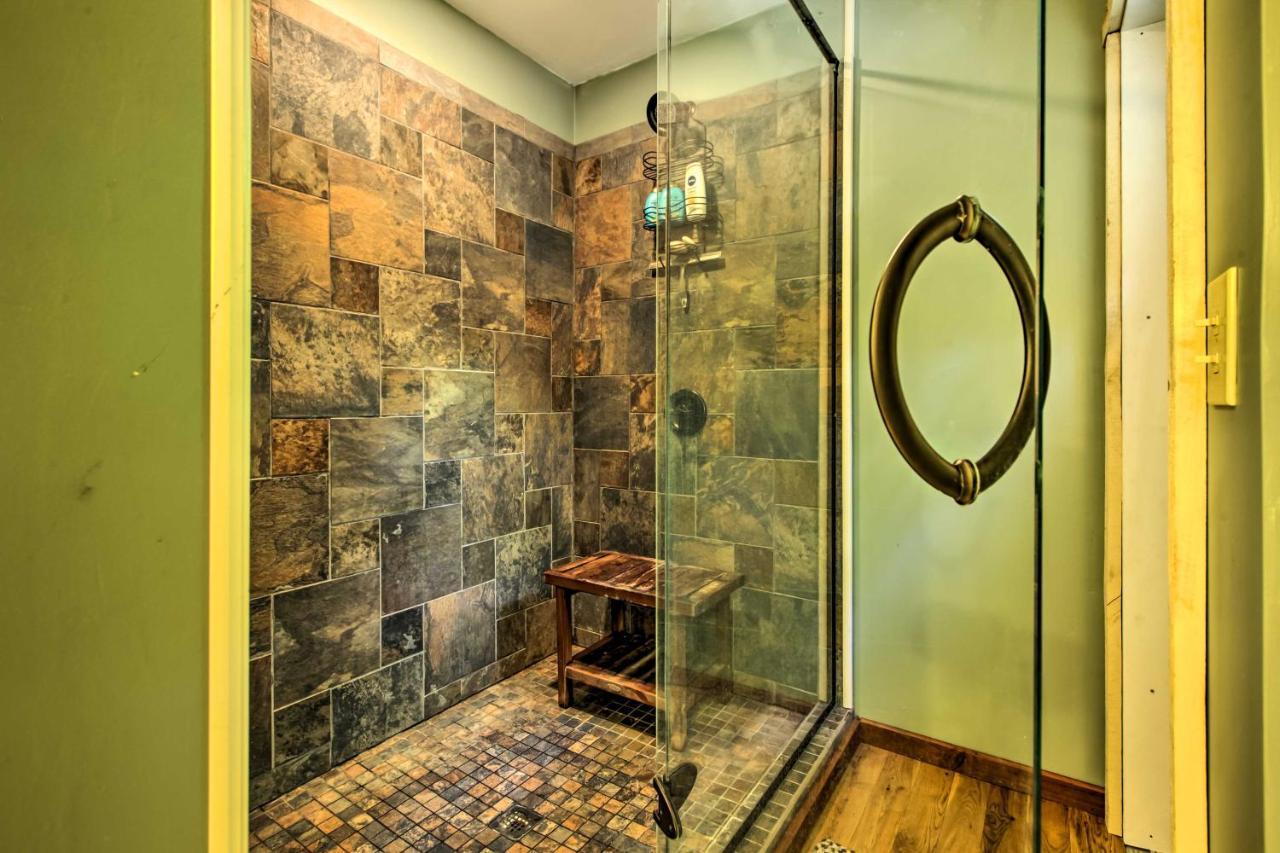 Clearwater Cabin On 10 Acres With Trout Stream! Monterey المظهر الخارجي الصورة