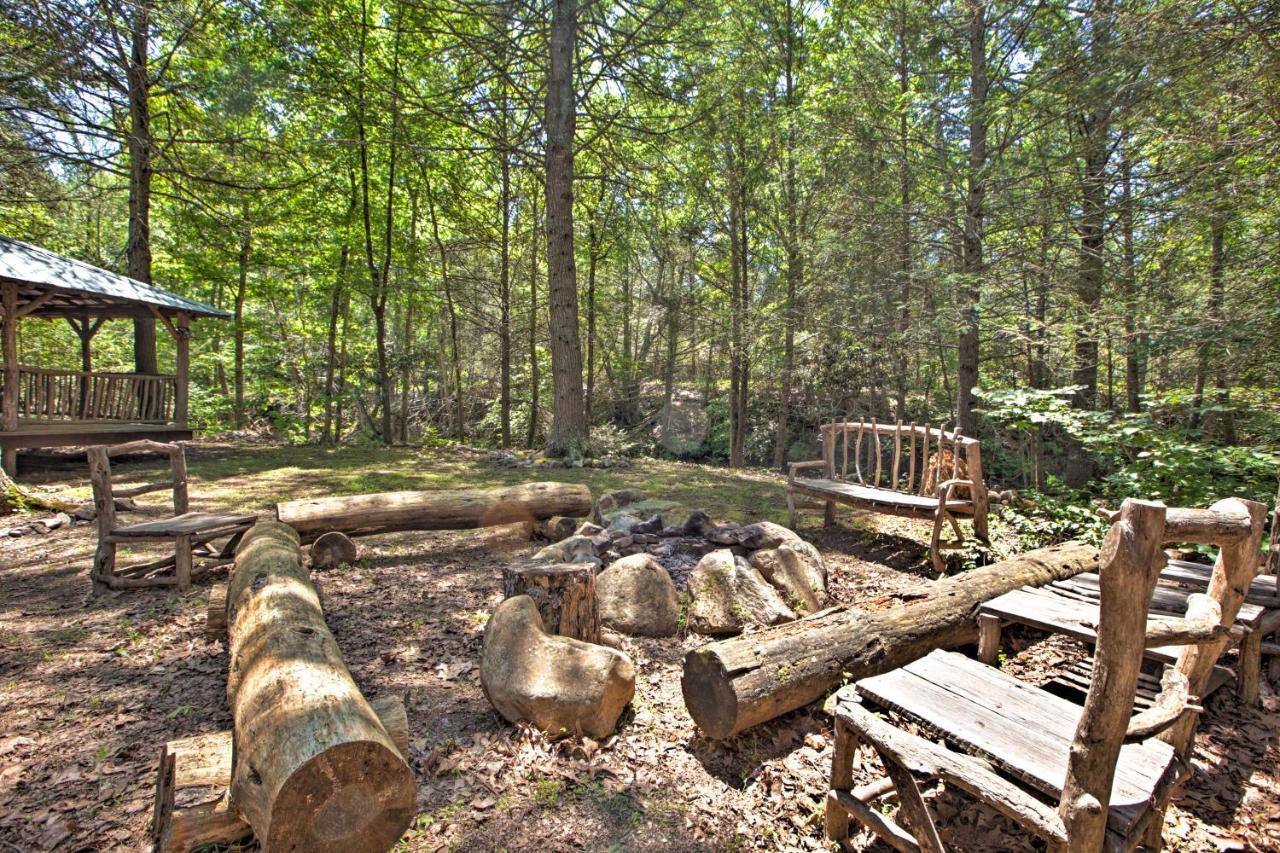 Clearwater Cabin On 10 Acres With Trout Stream! Monterey المظهر الخارجي الصورة